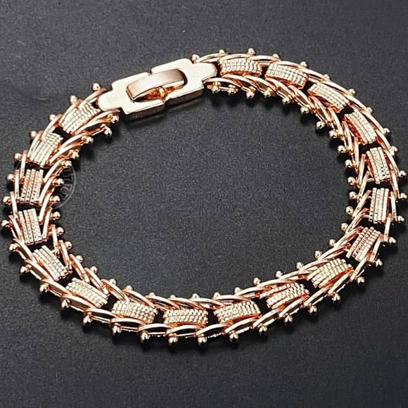 14 K Gold Plated Bracelet - Picture 6 of 7